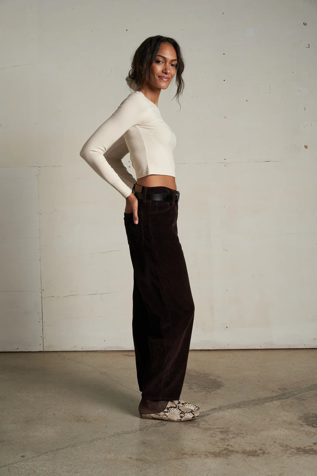 SIENNA LONG SLEEVE RIB CROP TOP sugar
