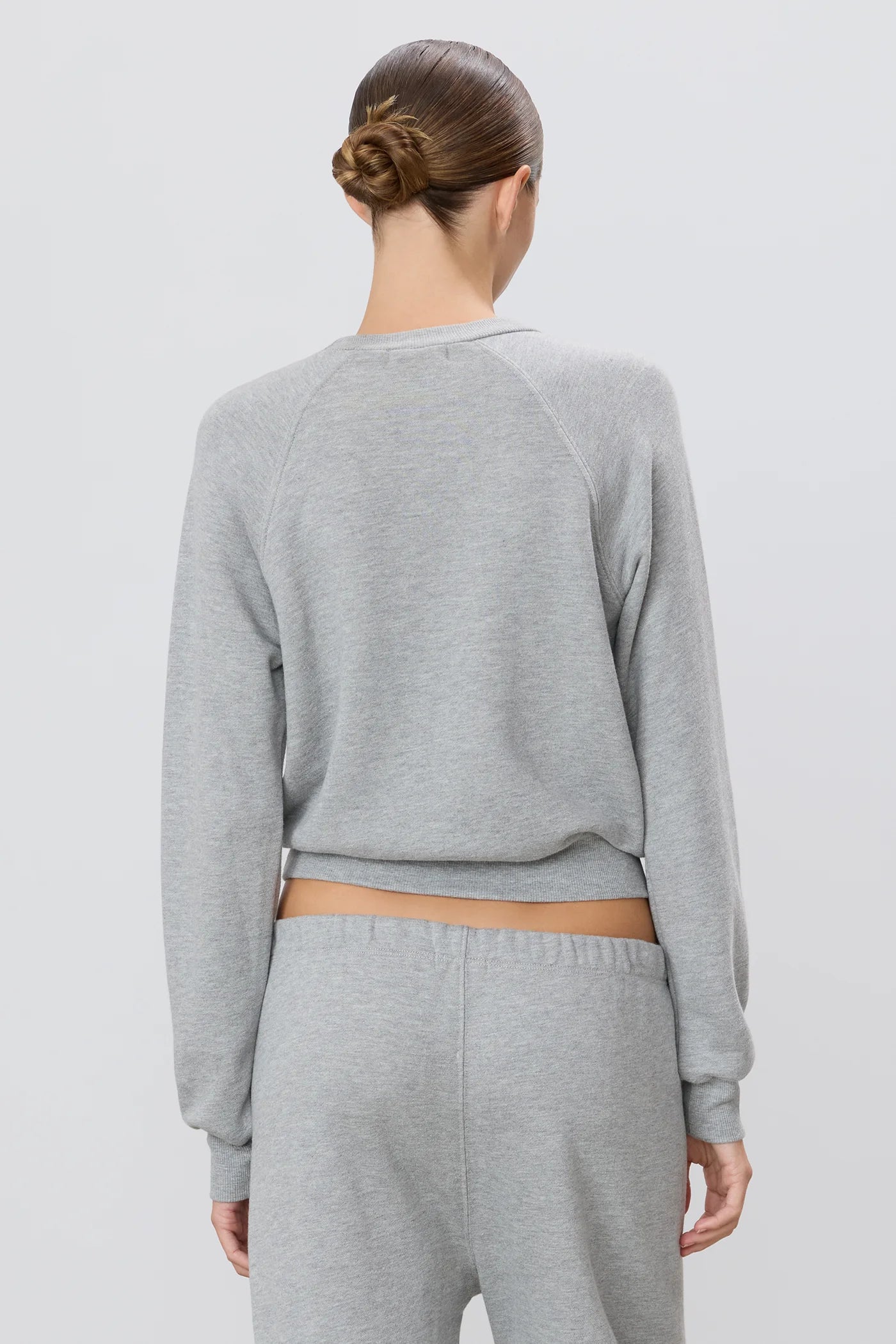 SHRUNKEN RAGLAN SWEATSHIRT heather grey