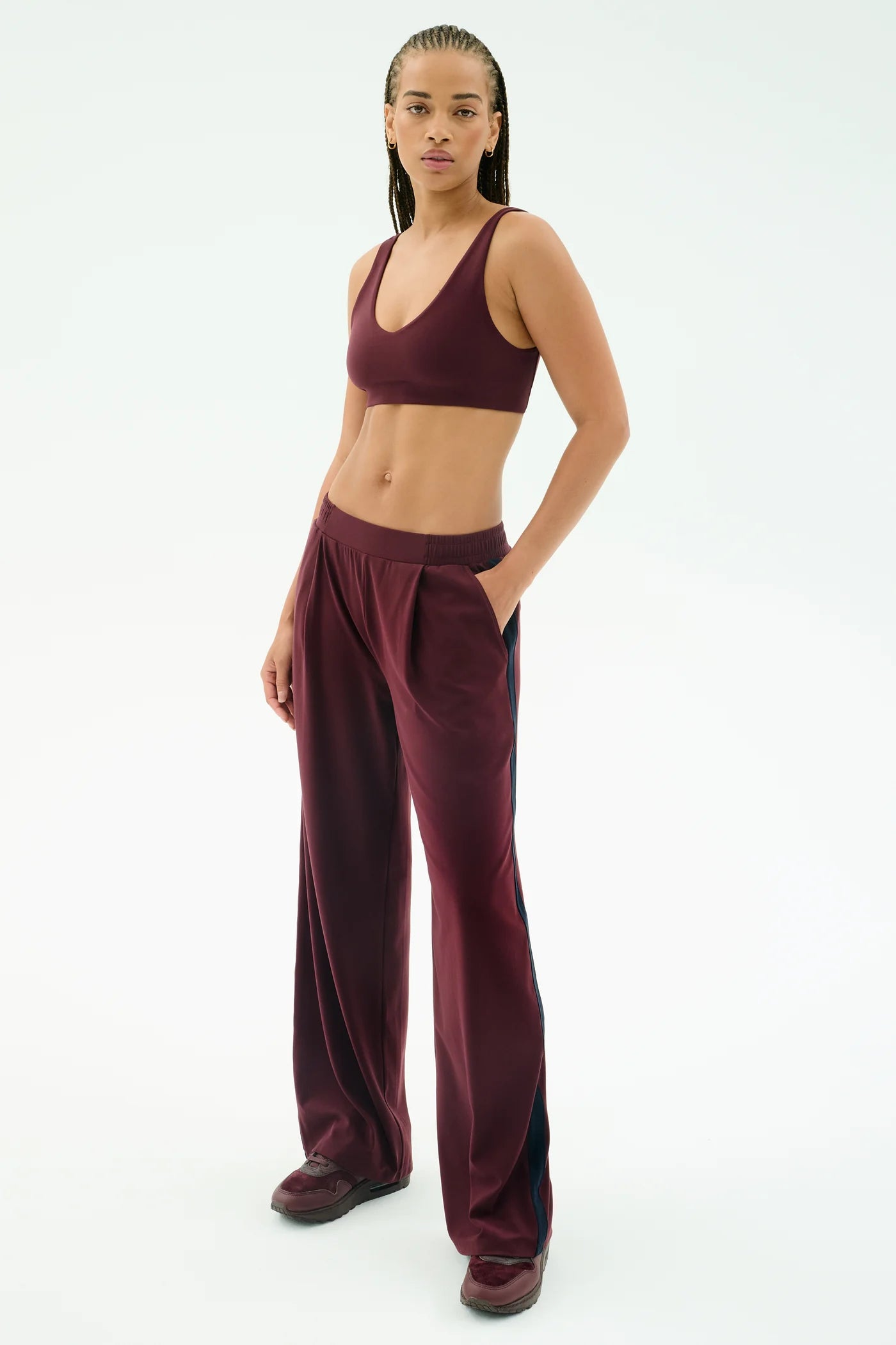 AIRWEIGHT SCOOP BACK BRA dark cherry