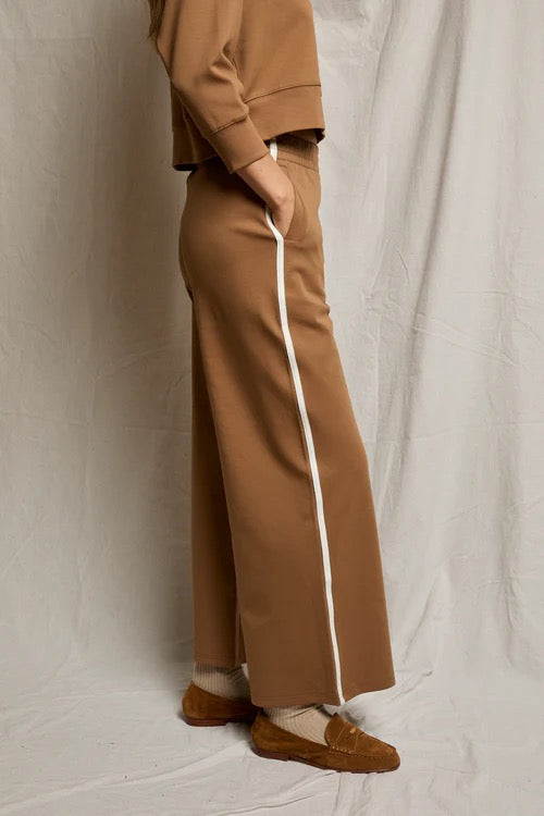 MIKOS TRAVEL WIDE LEG PANTS WITH POCKETS mocha