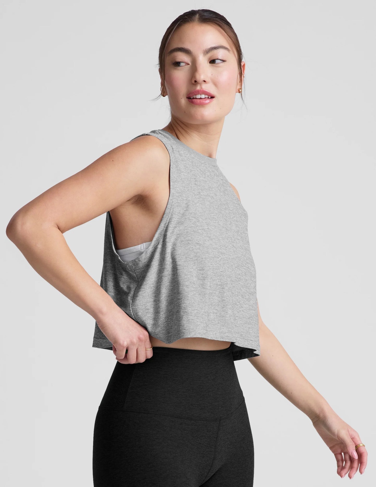 FEATHERWEIGHT CROPPED TANK silver mist