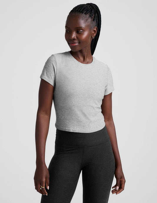 FEATHERWEIGHT CROPPED TEE silver mist