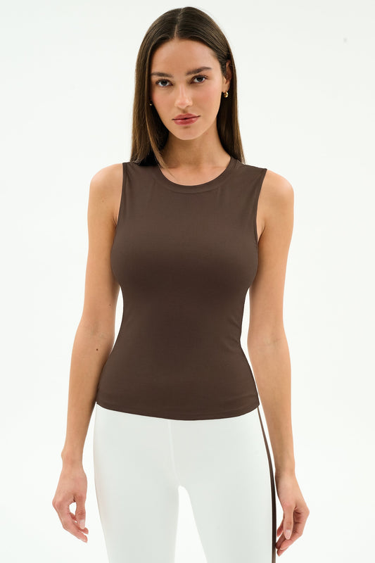 CARTER AIRWEIGHT LITE TANK dark chocolate