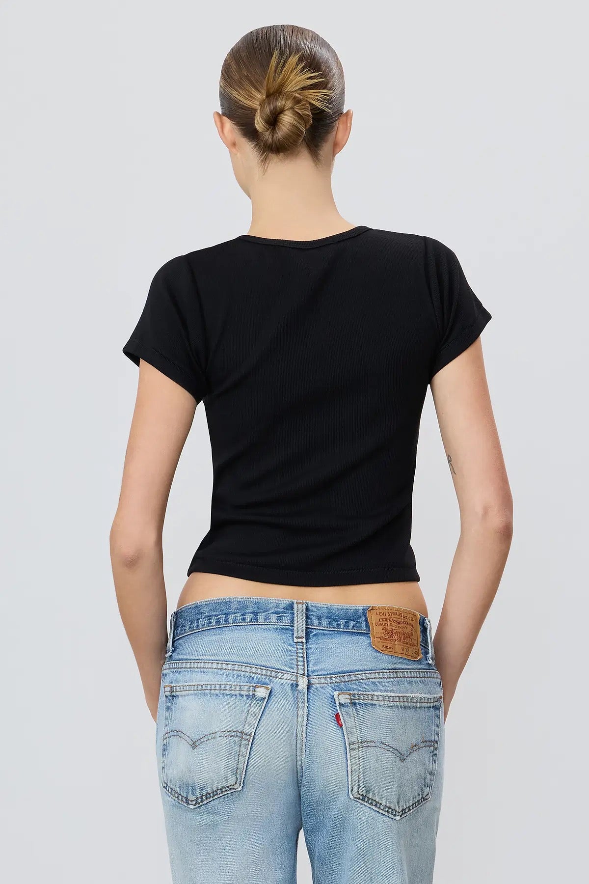 SHORT SLEEVE BABY TEE black