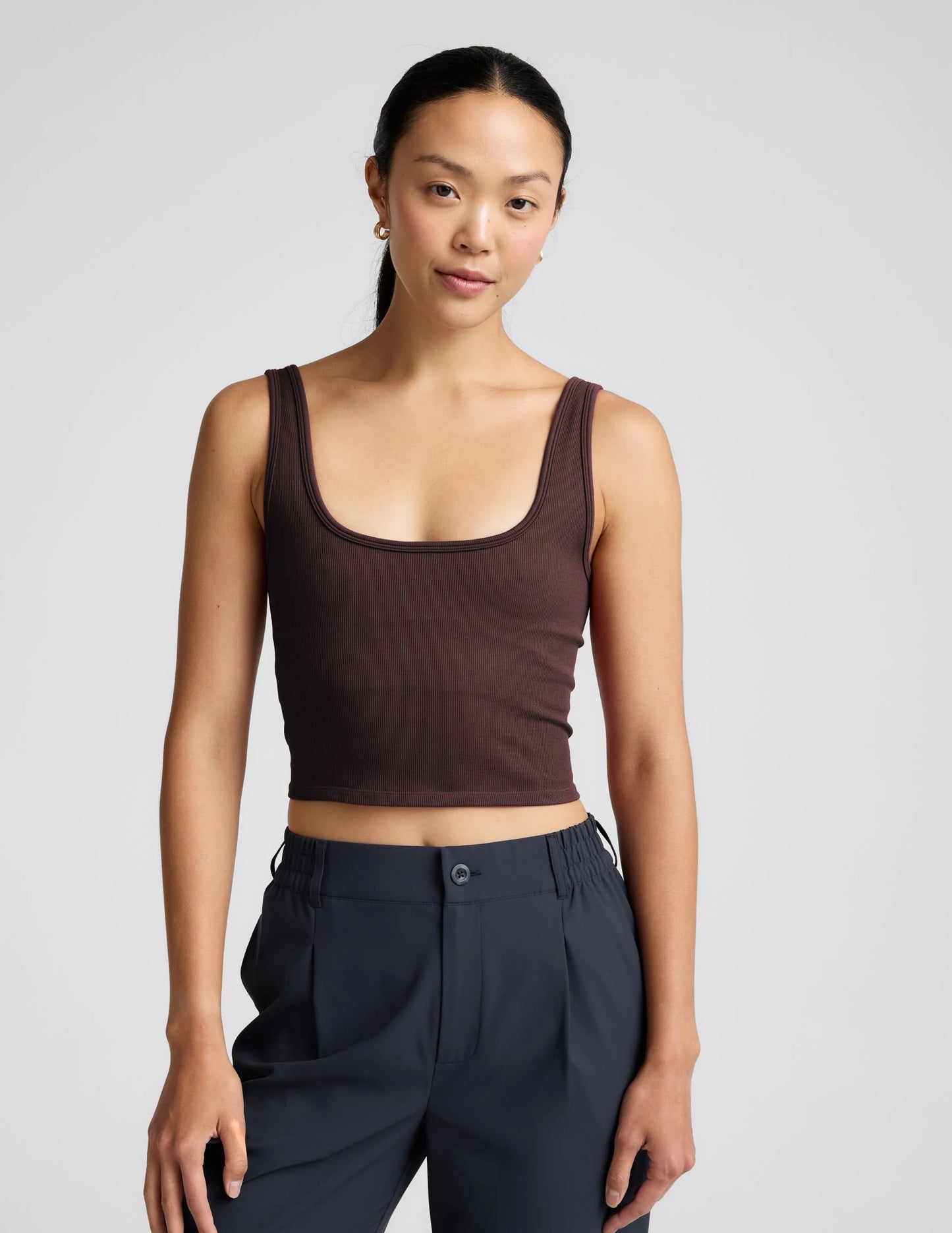KEEP IT COOL SEAMLESS CROPPED TANK iced mocha