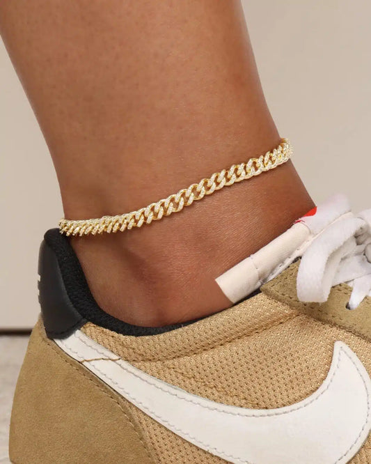 Melinda Maria Cassie Pave Anklet